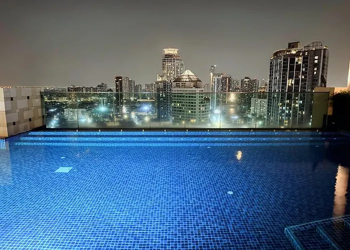 Apartment Sukhumvit 65 Swimming Pool Gym Good View High Floor Fast Wifi *