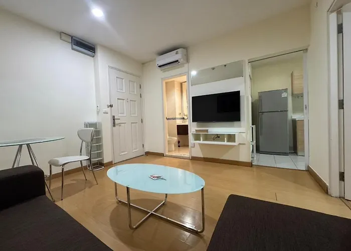 Sukhumvit 65 Swimming Pool Gym Good View High Floor Fast Wifi Apartment Bangkok