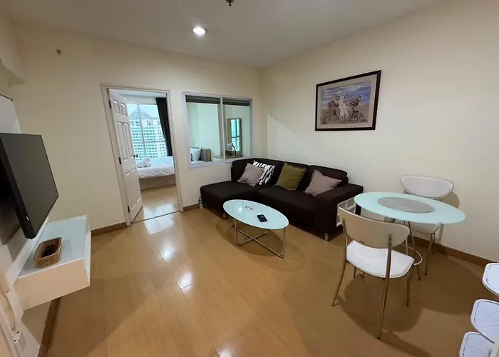 Apartment Sukhumvit 65 Swimming Pool Gym Good View High Floor Fast Wifi