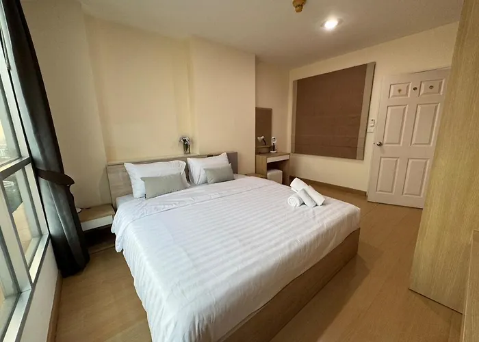 Sukhumvit 65 Swimming Pool Gym Good View High Floor Fast Wifi * Bangkok